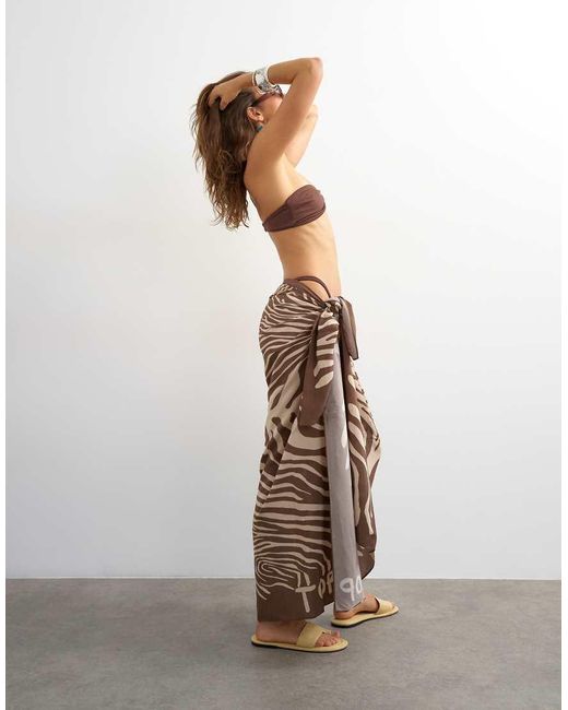 TOPSHOP Brown Rectangle Sarong