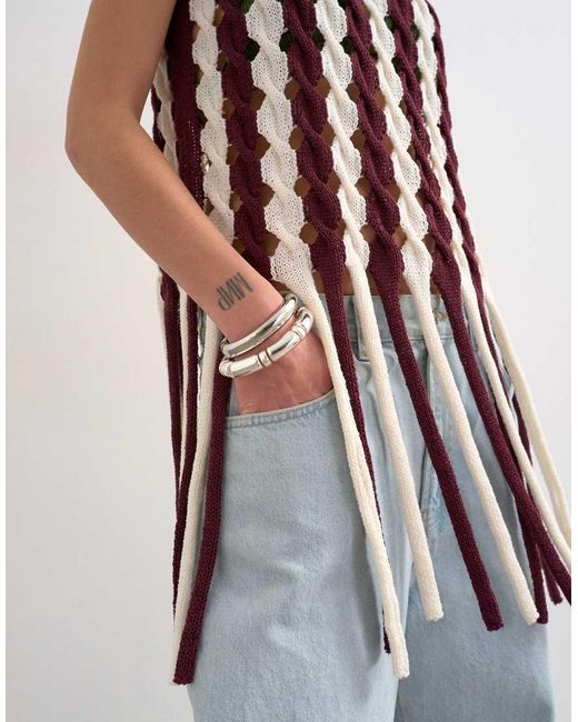 TOPSHOP White Knitted Sleeveless Longline Knit Top With Tassel Fringe Hem