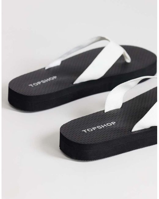 TOPSHOP Black Molly Toe Thong Sandal