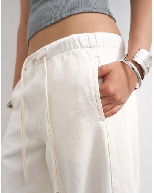 TOPSHOP White Pull On Barrel Jean