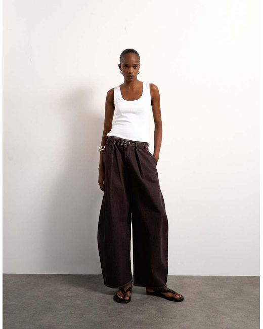 TOPSHOP White Mid Rise Oversized Belted Barrel Jean
