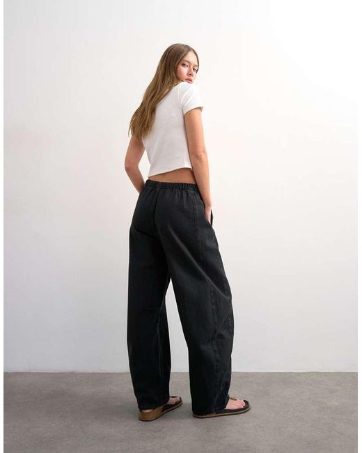 TOPSHOP White Pull On Barrel Jean