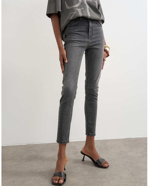 TOPSHOP White Jamie High Rise Skinny Jean