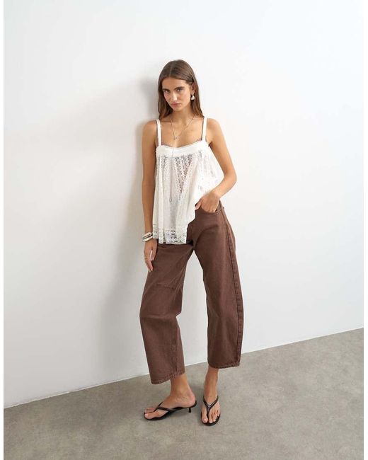 TOPSHOP White Barrel Mid Rise Jean