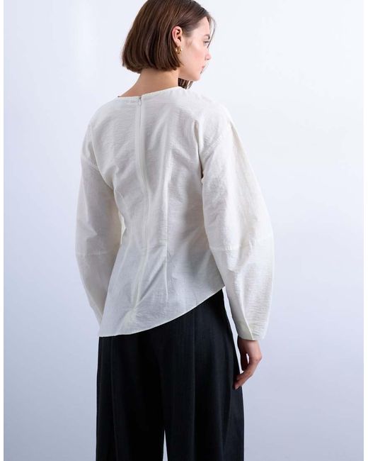 TOPSHOP White Long Sleeve Pleat Front Top