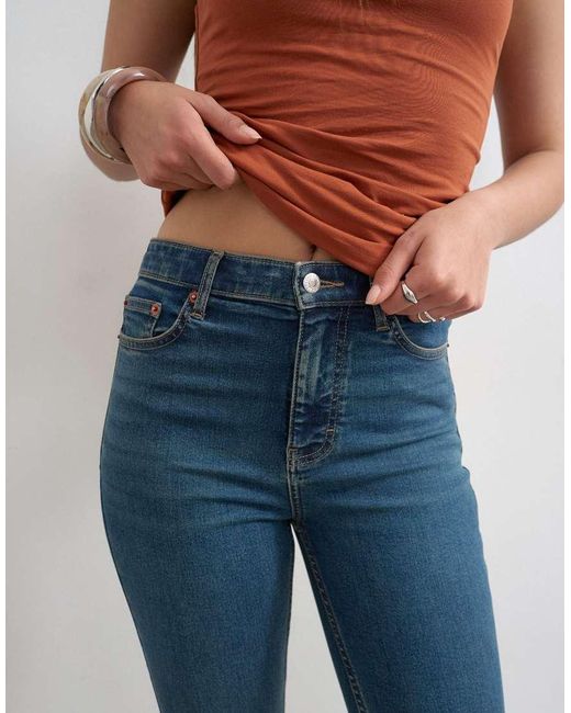 TOPSHOP Blue High Rise Capris Jean