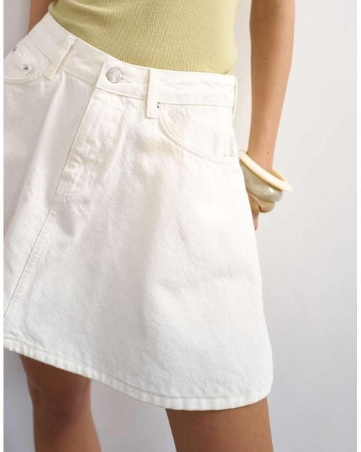 TOPSHOP White Denim Pleated Full Mini Skirt