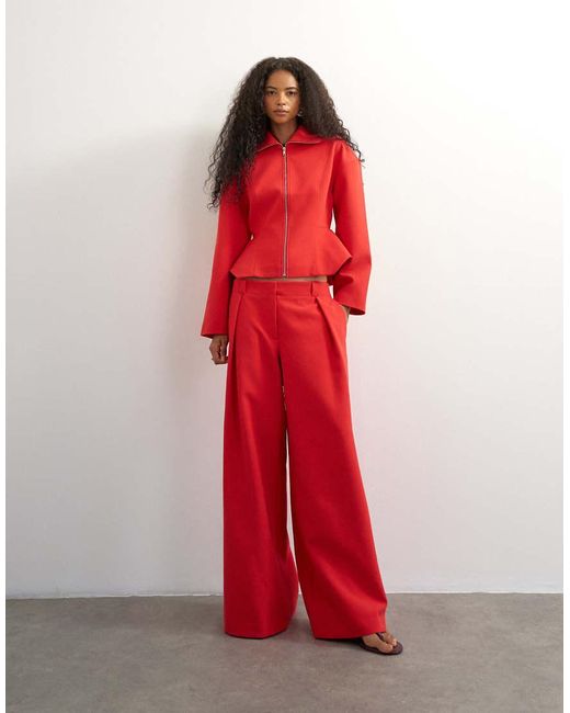 TOPSHOP Tailored Pleat Detail Low Rise Wide Leg Trousers