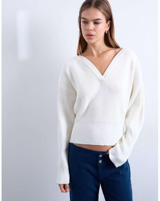 TOPSHOP White Knit Sweetheart Neck Cinched Waist Sweater