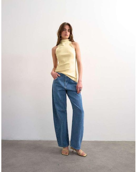 TOPSHOP Blue Barrel Mid Rise Jean