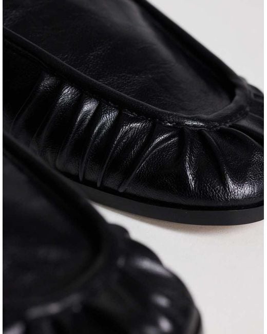 TOPSHOP Black Dora Ruched Loafers