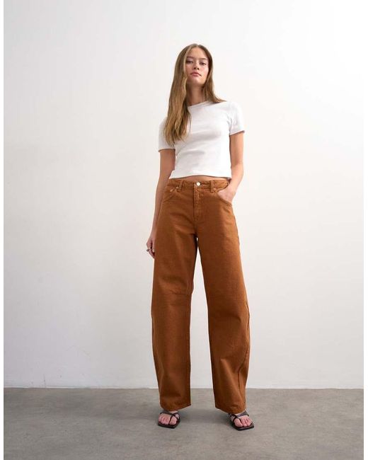 TOPSHOP White Barrel Mid Rise Jeans