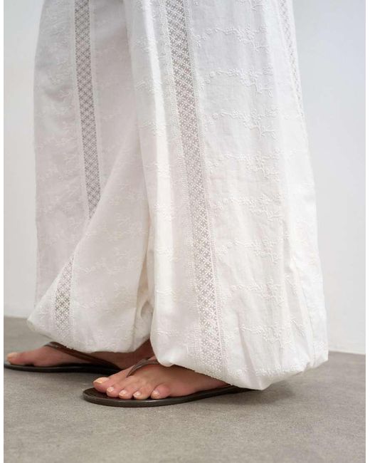 TOPSHOP White Broderie Beach Balloon Trouser