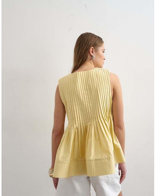 TOPSHOP Natural V Neck Pintuck Detail A Line Top