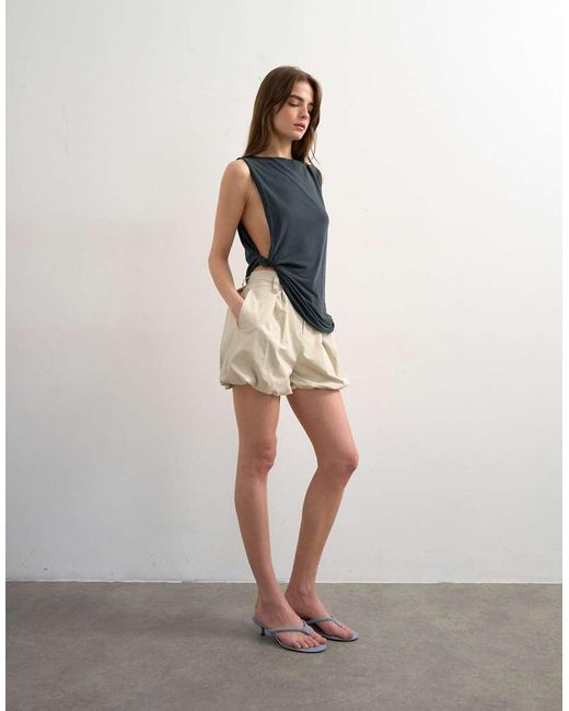 TOPSHOP White Bubble Hem Clean Shorts
