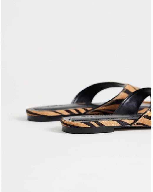 TOPSHOP White Sisi Flip Flops