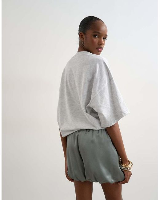 TOPSHOP White Satin Bubble Shorts