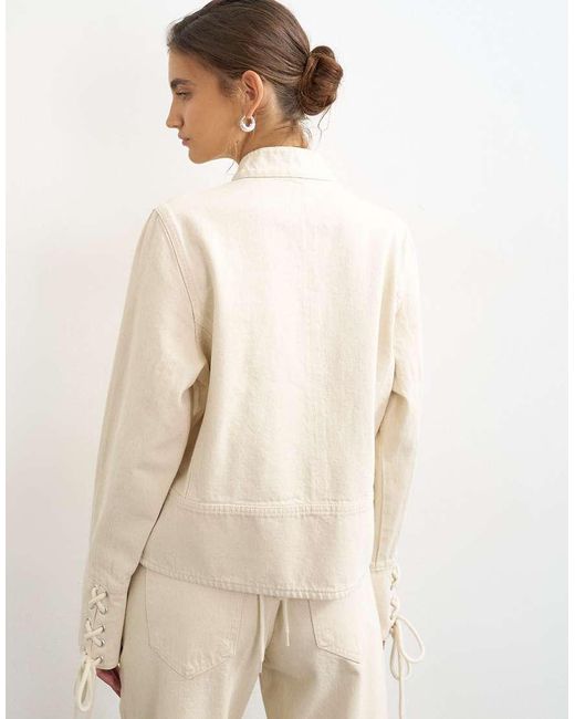 TOPSHOP Natural Denim Cropped Button Down Jacket