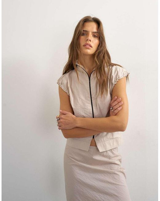 TOPSHOP Brown Techy High-neck Short-sleeved Zip-through Top