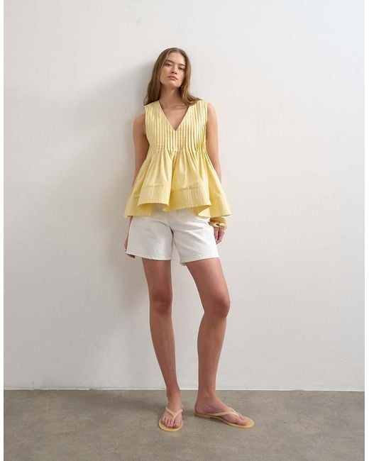 TOPSHOP Natural V Neck Pintuck Detail A Line Top