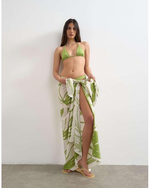 TOPSHOP Green Rectangle Sarong
