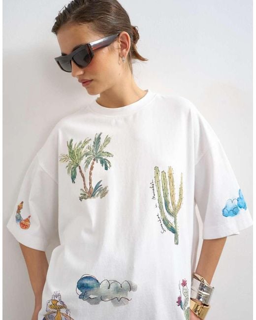 TOPSHOP White Graphic Holiday Doodle Print Oversized Tee