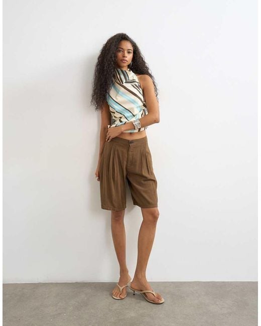 TOPSHOP White Bermuda Short
