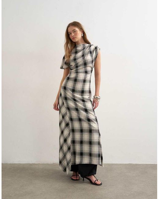 TOPSHOP White Asymmetric Tuck Side Maxi Dress