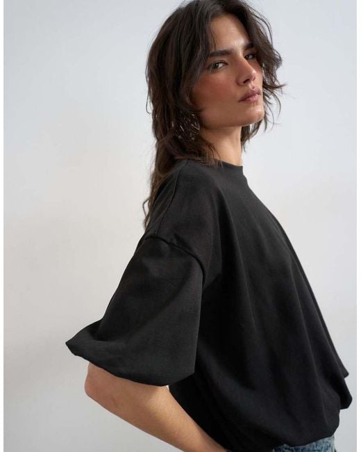 TOPSHOP Black Bubble Hem Tee