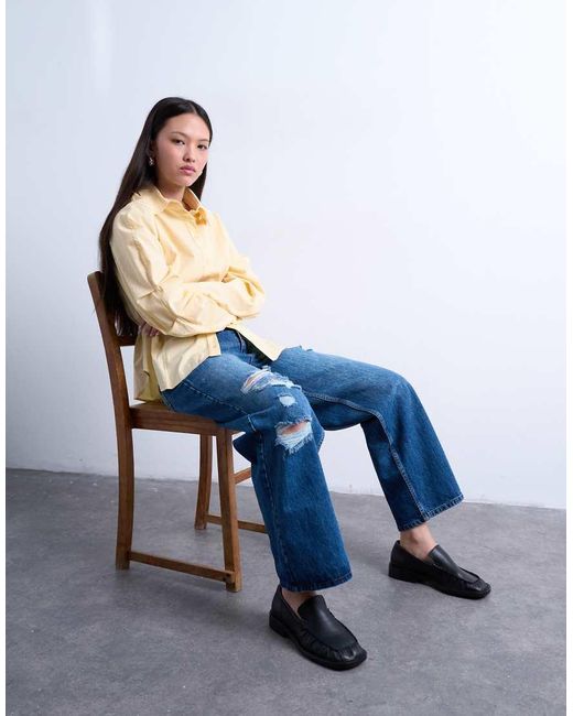 TOPSHOP Blue Mid Rise Cinch Jean With Knee Rip