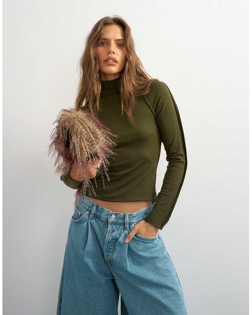 TOPSHOP Green X Cara Seamed Long Sleeve T-shirt