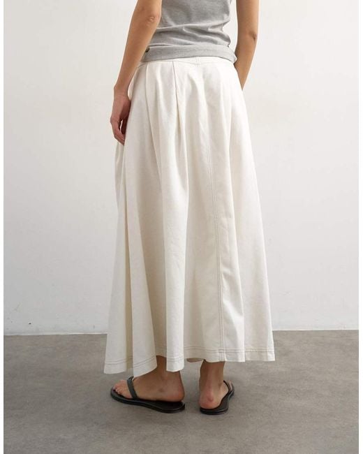 TOPSHOP White Denim Pleated Maxi Skirt