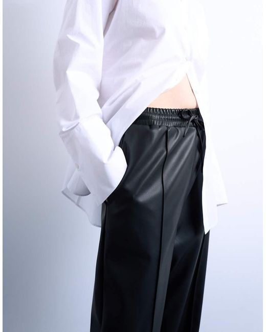 TOPSHOP White Faux Leather Wide Leg jogger With Pinseam Detail
