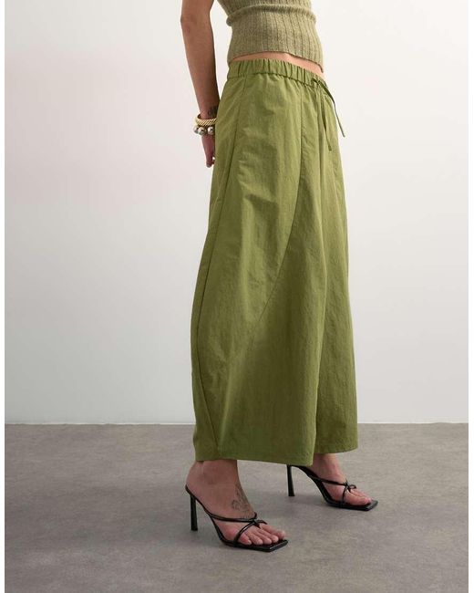 TOPSHOP Green Techy Oversized Ovoid Mid Length Trouser