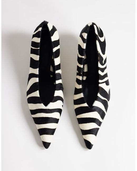 TOPSHOP Black Avril Hair On Real Leather Kitten Heel Mid Court Shoe