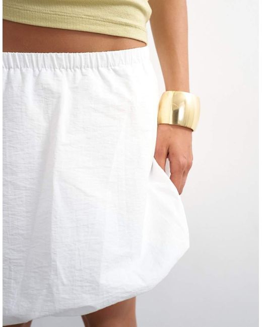 TOPSHOP White Bubble Hem Mini Skirt