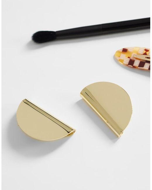 TOPSHOP Natural Della Statement Stud Earrings