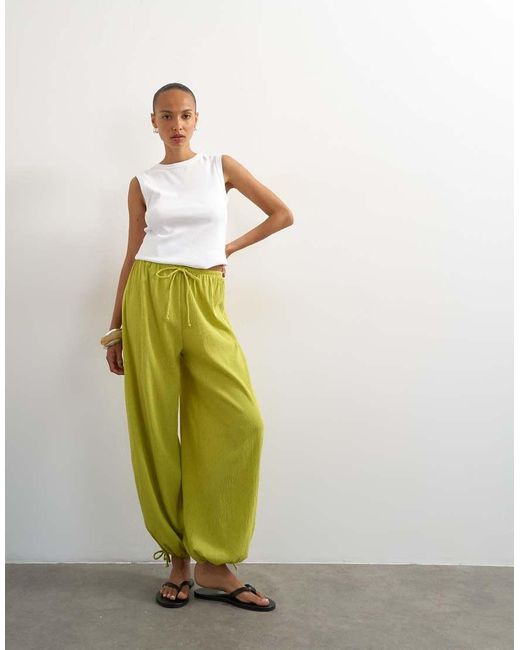 TOPSHOP White Crinkle Balloon Trouser