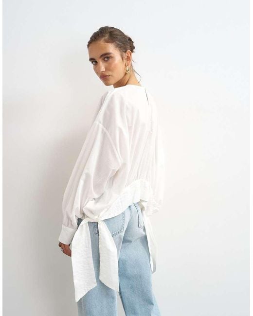 TOPSHOP White Curved Hem Blouse