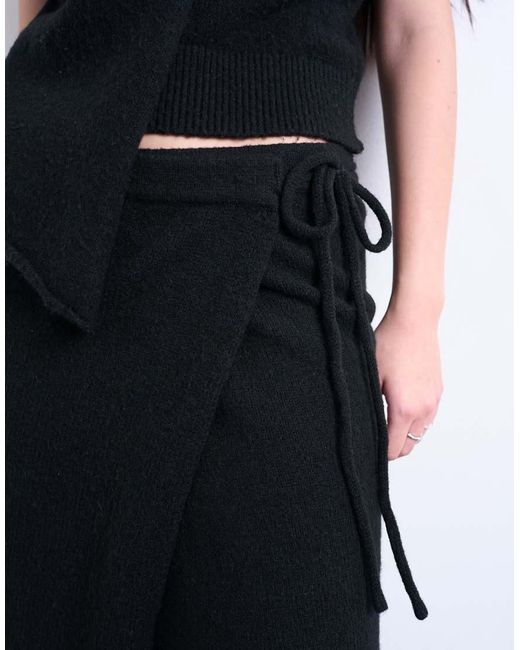 TOPSHOP White Knitted Asymmetric Wrap Skirt Co-ord