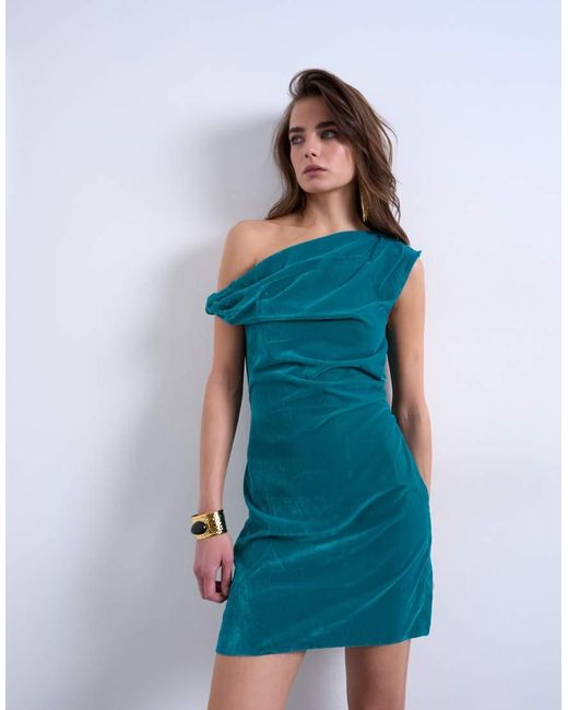 TOPSHOP Blue Grown On Twist Shoulder Velvet Mini Dress