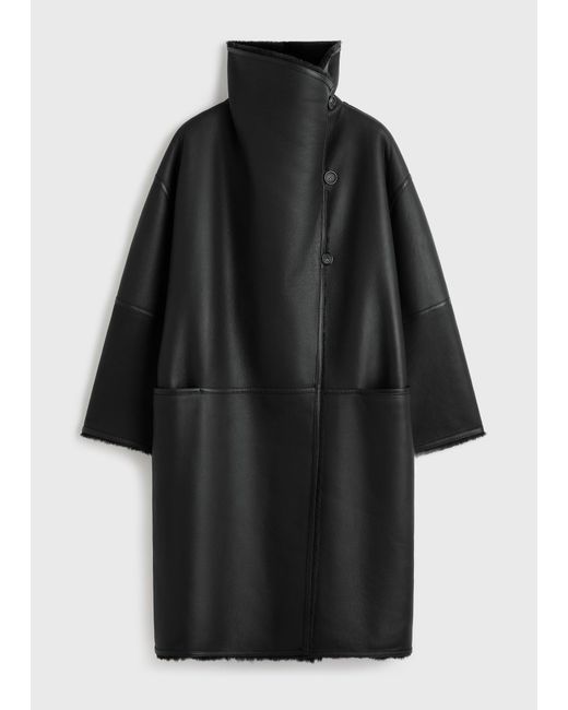 Totême Black Shearling Wrap Coat