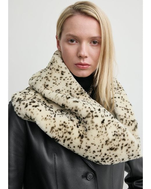 Totême Natural Stracciatella Shearling Muff