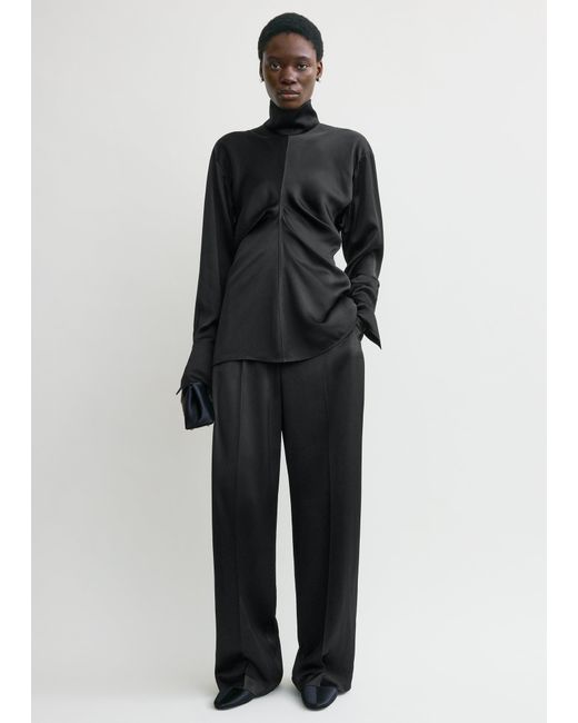Totême  Black Slouch Blouse