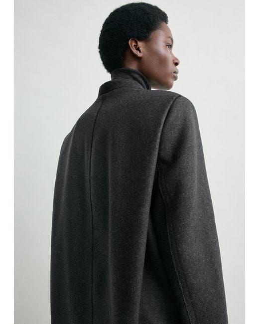 Totême  Black Deep Pleat Coat