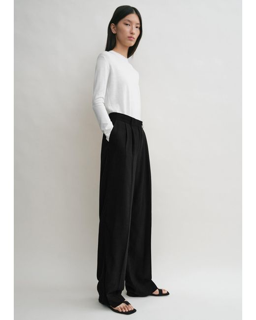 Totême  White Double-Pleat Summer Trousers