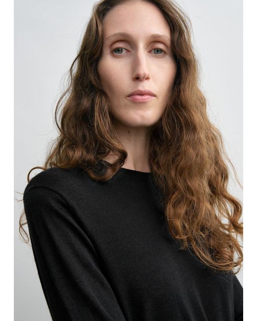 Totême Black Fine Crew Knit
