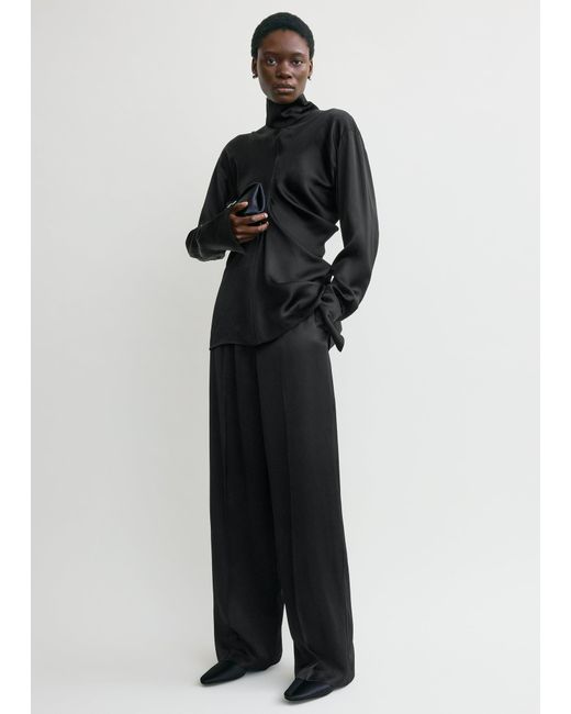 Totême  Black Slouch Blouse