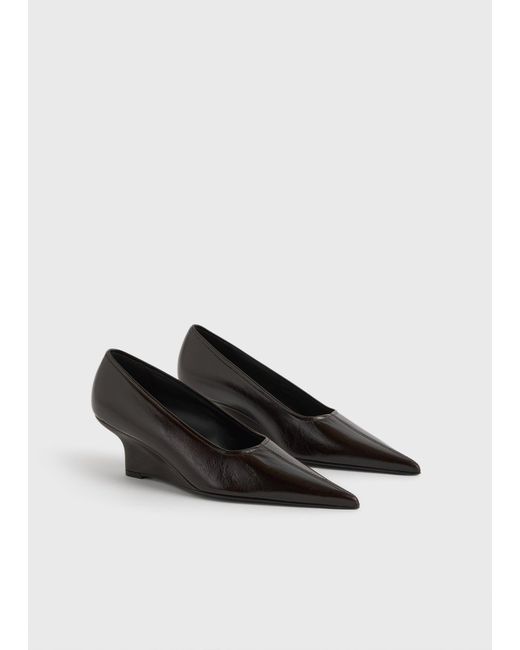 Totême  White Sharp Naplack Wedge Pumps