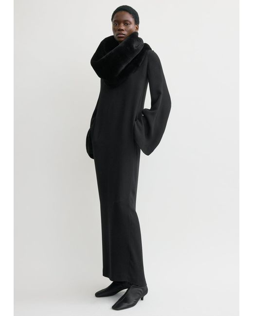 Totême  Black Plush Shearling Muff